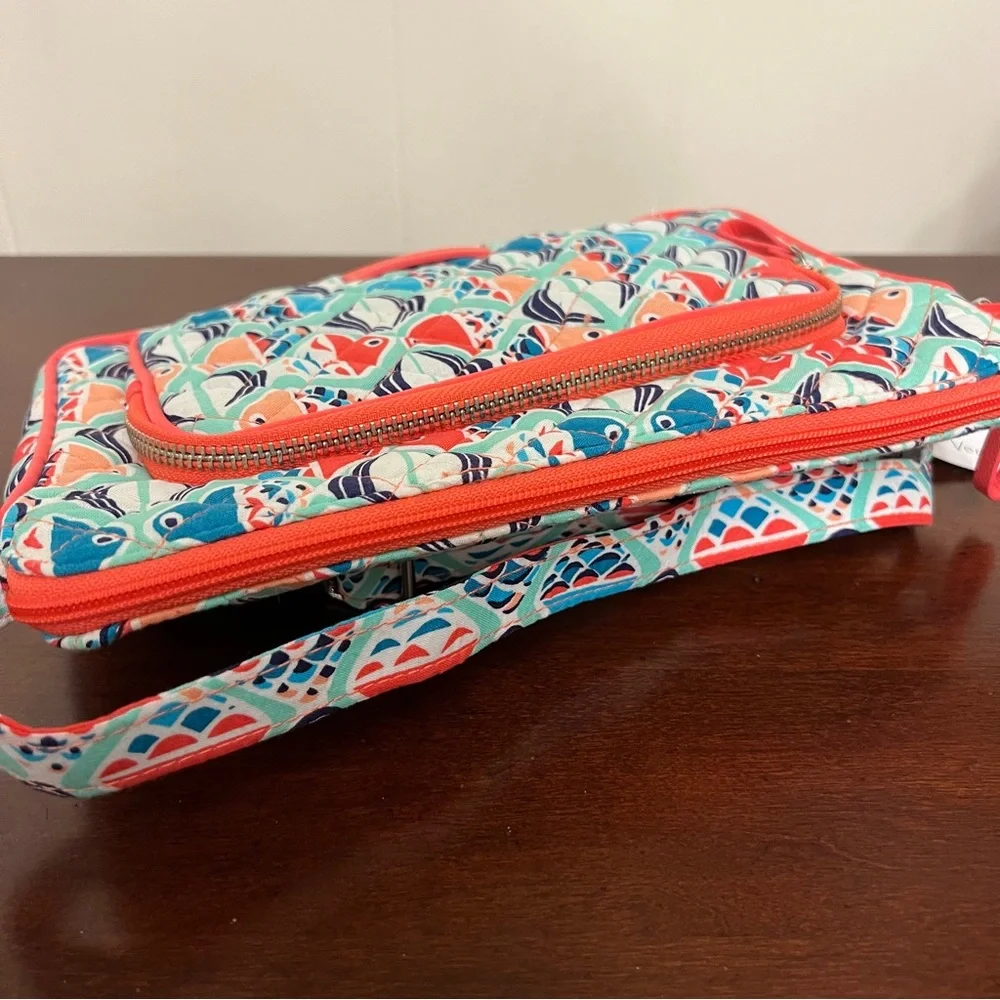 VERA BRADLEY GO FISH iconic RFID little hipster crrossbody, signature cotton NWT